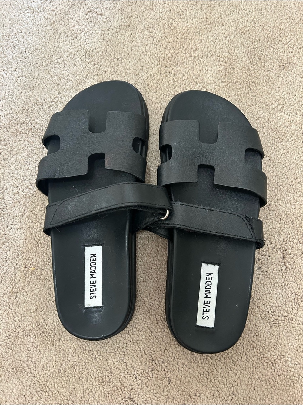 Steve Madden Matte Black Slide Sandals with Strap Detail